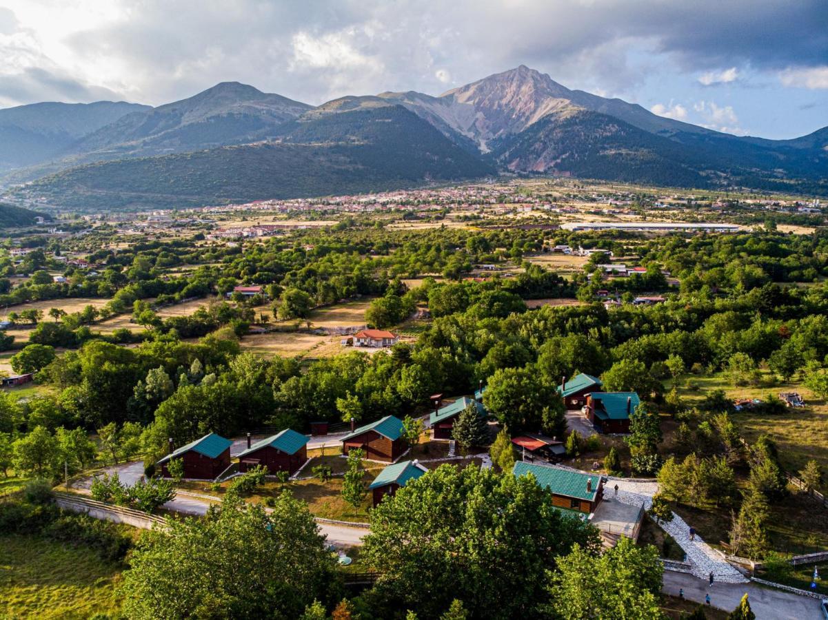 Chalet Likouresi Village Karpenísion Екстериор снимка